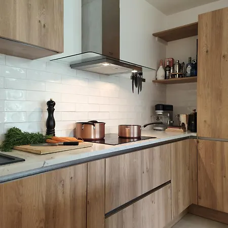 Grand Duplex Avec Jardin アパート